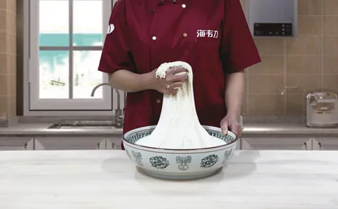 发面千层饼发酵泡打粉的使用方法,发酵好的面团