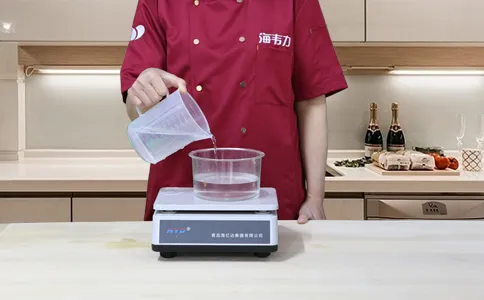 肉夹馍面饼发酵泡打粉的使用方法,称量水