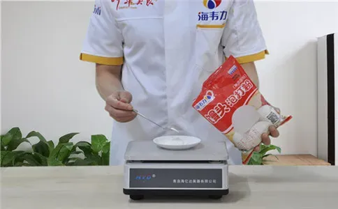 全麦面馒头泡打粉的使用方法,称量馒头泡打粉