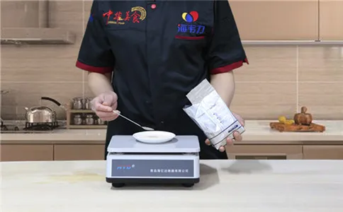 奶香小馒头泡打粉的使用方法,称量酵母