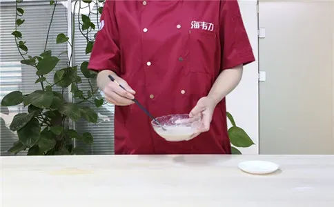 花样枣馒头泡打粉的使用方法,酵母活化