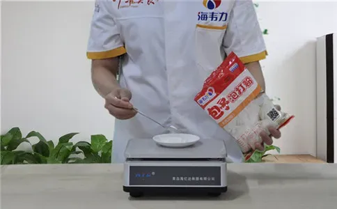 大包子泡打粉的使用方法,称量包子泡打粉