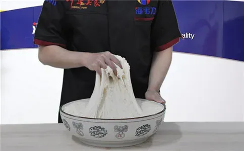 速冻包子泡打粉的使用方法,蜂窝状