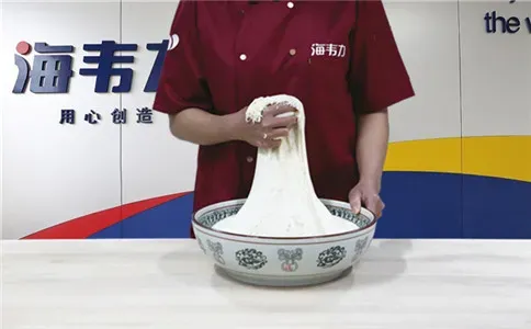 小笼包子泡打粉的使用方法,蜂窝状