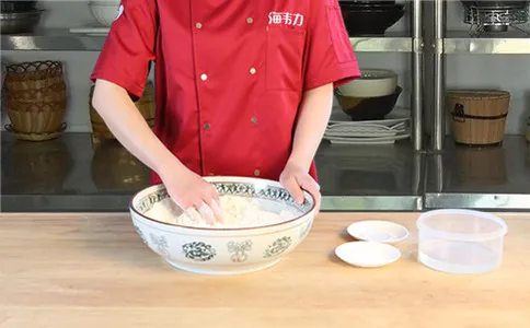 板面使用面得筋的方法,和面
