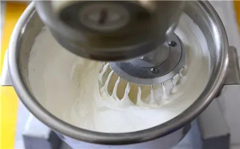 脆皮蛋糕双效泡打粉的使用方法,打糊