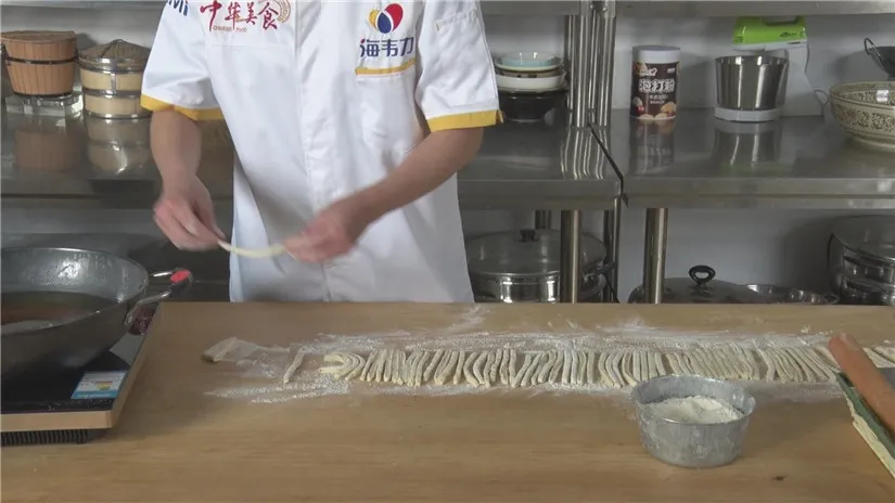 拉伸