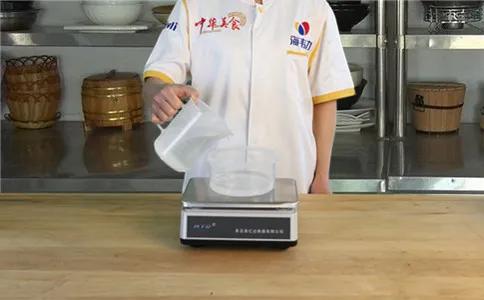 称量水