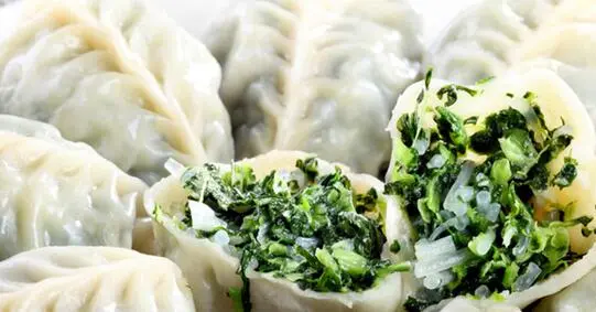 鱼皮蟹黄饺的做法步骤