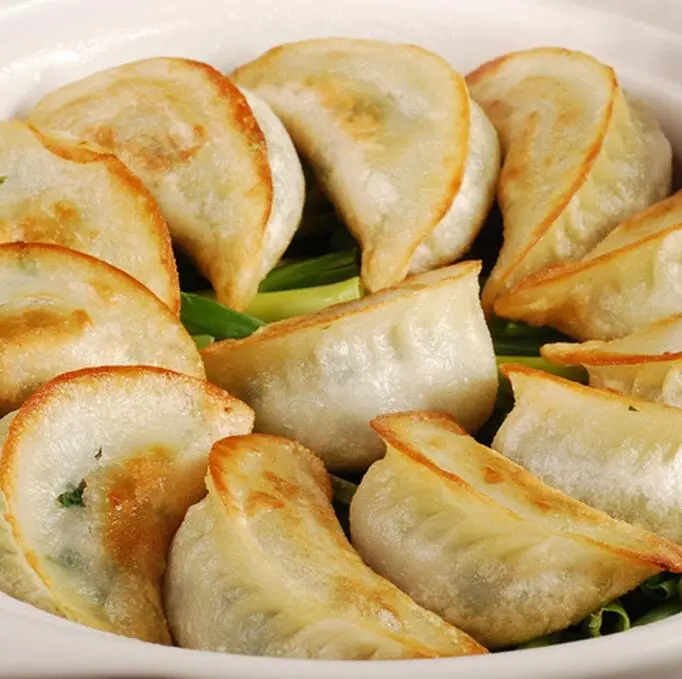 萝卜丝猪肉煎饺的做法步骤