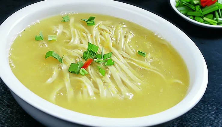 鳝鱼丝汤面