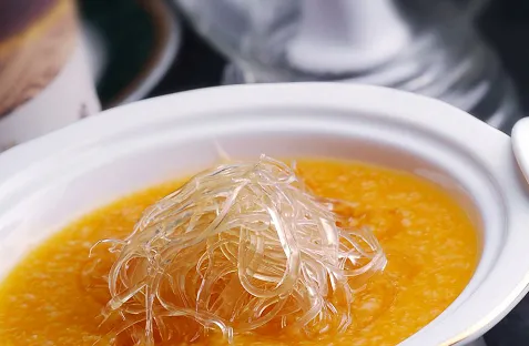生菜酱肉捞面