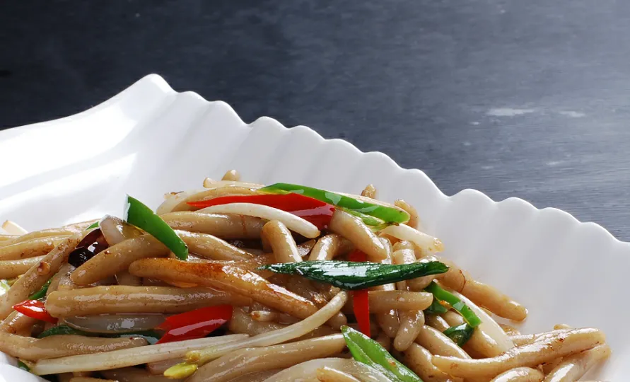 香菇鸡煨面
