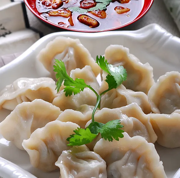 洋葱羊肉水饺
