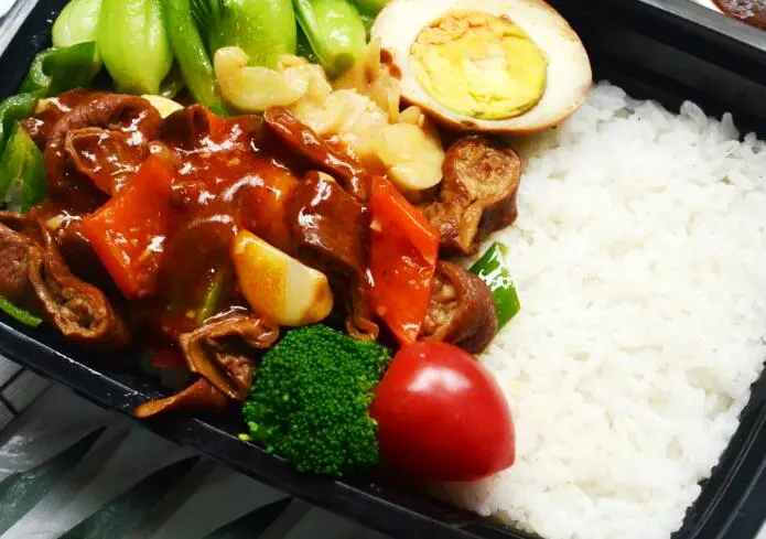 豆豉鸡肉炒饭的做法