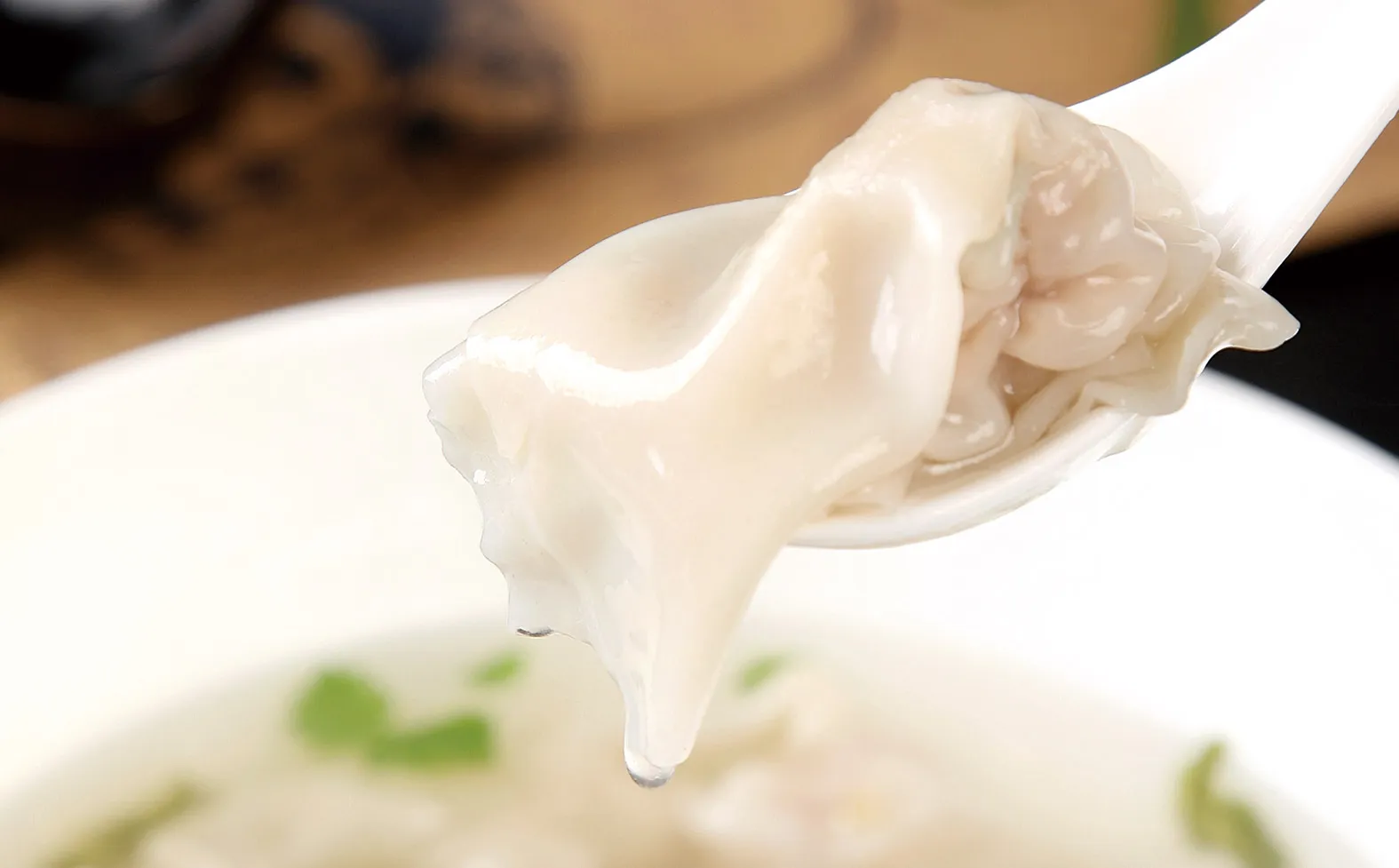 鸡汤海鲜馄饨的做法步骤