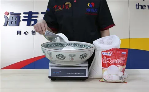 鸡蛋馒头馒头泡打粉的用法简介,称量面粉