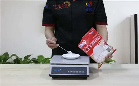 黄豆面馒头馒头泡打粉的用法简介,称量泡打粉