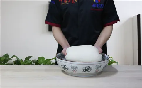 黄豆面馒头馒头泡打粉的用法简介,黄豆面馒头面团