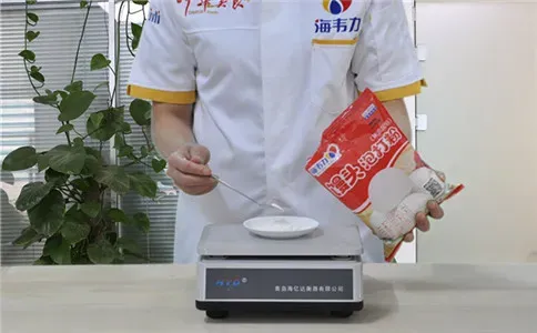 彩虹馒头馒头泡打粉的用法简介,称量泡打粉