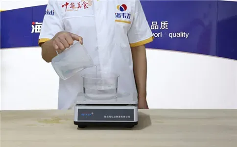 荞麦面馒头馒头泡打粉的用法简介,称量水