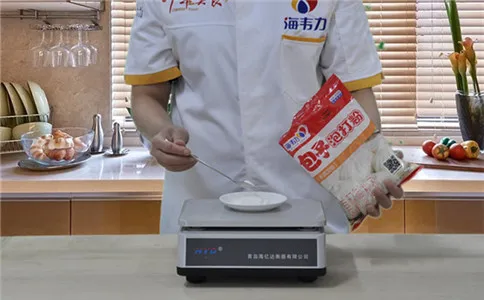 大包子包子泡打粉的用法简介,称量包子泡打粉