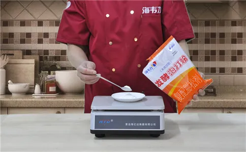 小米面发糕发酵泡打粉的用法简介,称量泡打粉