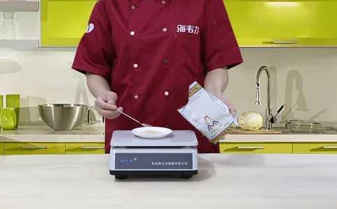 高粱面发糕发酵泡打粉的用法简介,称量酵母