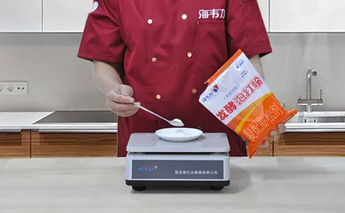 肉夹馍面饼发酵泡打粉的用法简介,称量泡打粉