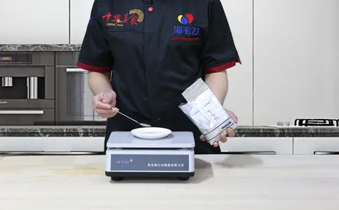 鸭油酥烧饼发酵泡打粉的用法简介,称量酵母