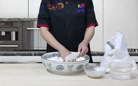 鸭油酥烧饼发酵泡打粉的用法简介,泡打粉和面方法