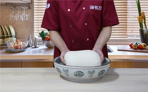 糖三角包子泡打粉的用法简介,糖三角面团