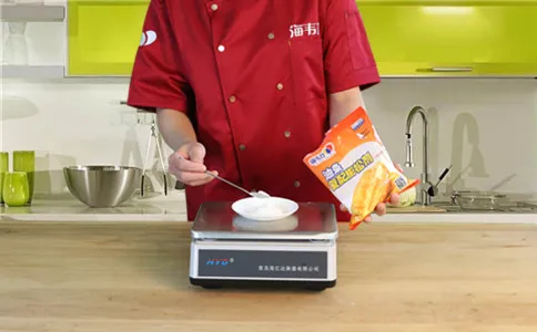 炸面鱼膨松剂的用法简介,称量油条膨松剂