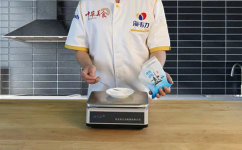 饼丝增筋剂-面得筋的用法简介,称量食盐