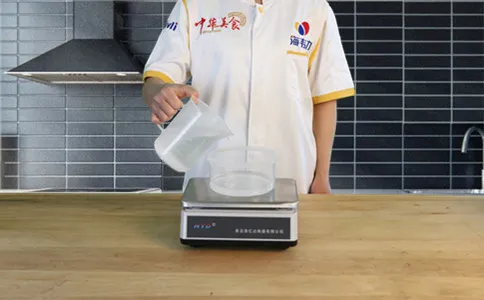 饼丝增筋剂-面得筋的用法简介,称量水