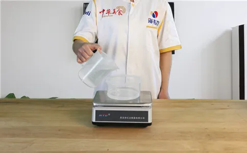 饸饹面增筋剂-面得筋的用法简介,称量水