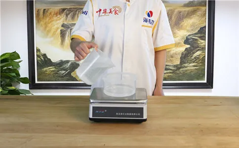 热干面增筋剂的用法简介,称量水