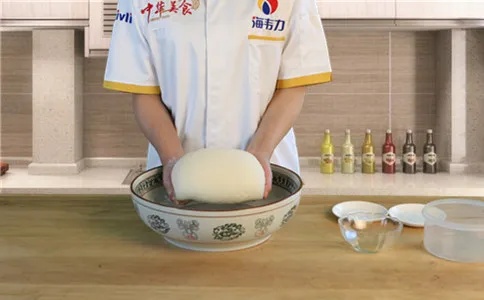 油条合成光滑面团