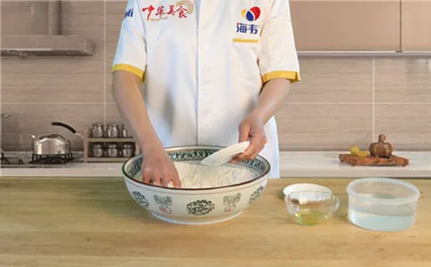 混合膨松剂
