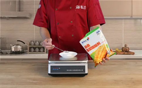 称量酥脆油条膨松剂