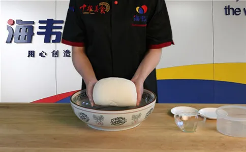 和成光滑面团