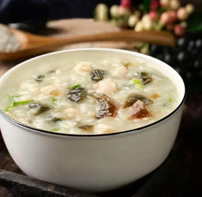 菠菜银耳粥的做法