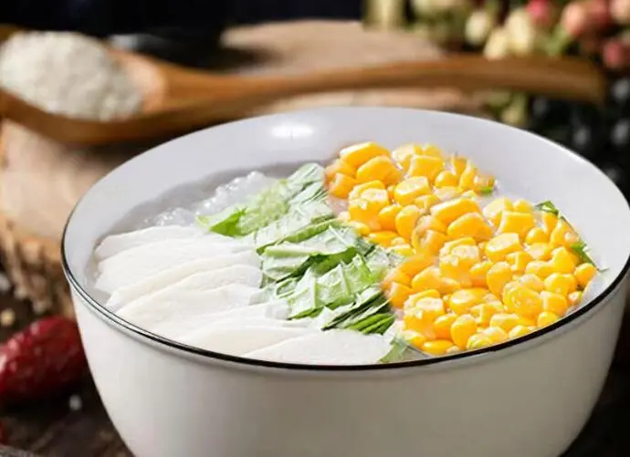花生鱿鱼汤的做法