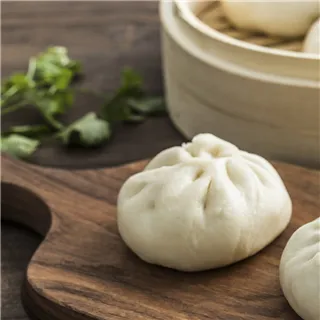 粉条碎蛋韭菜包的做法