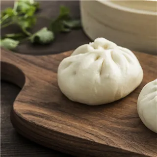 胡萝卜虾仁肉包的做法
