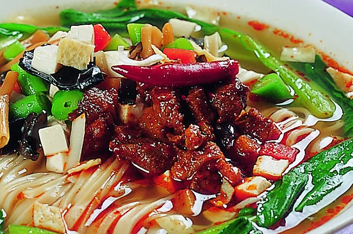 鸡杂炒面的做法
