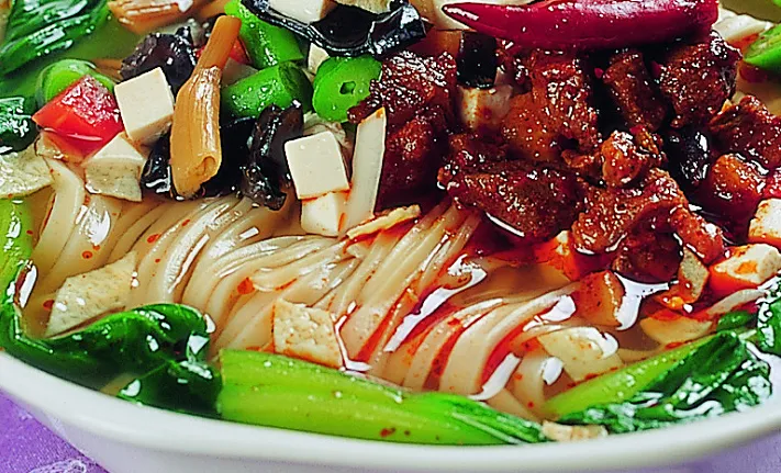 饺皮炒面的做法