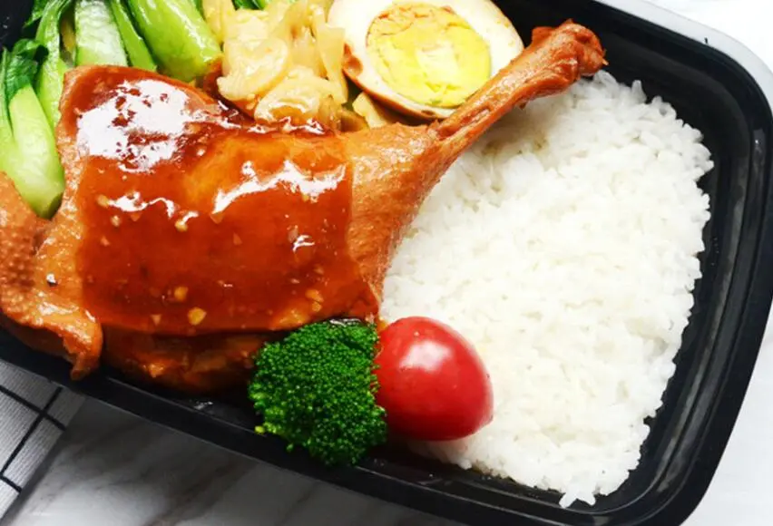 板栗油鸡饭