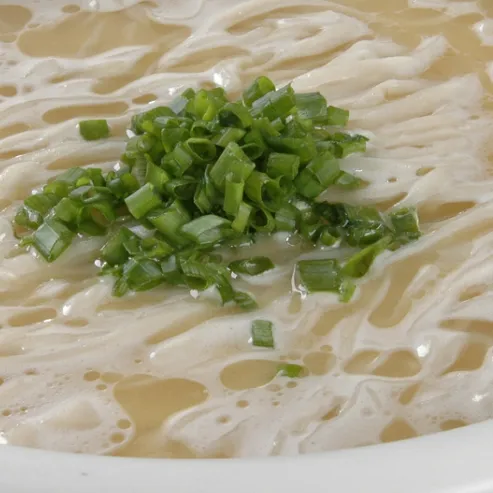 牛奶鸡丝汤面
