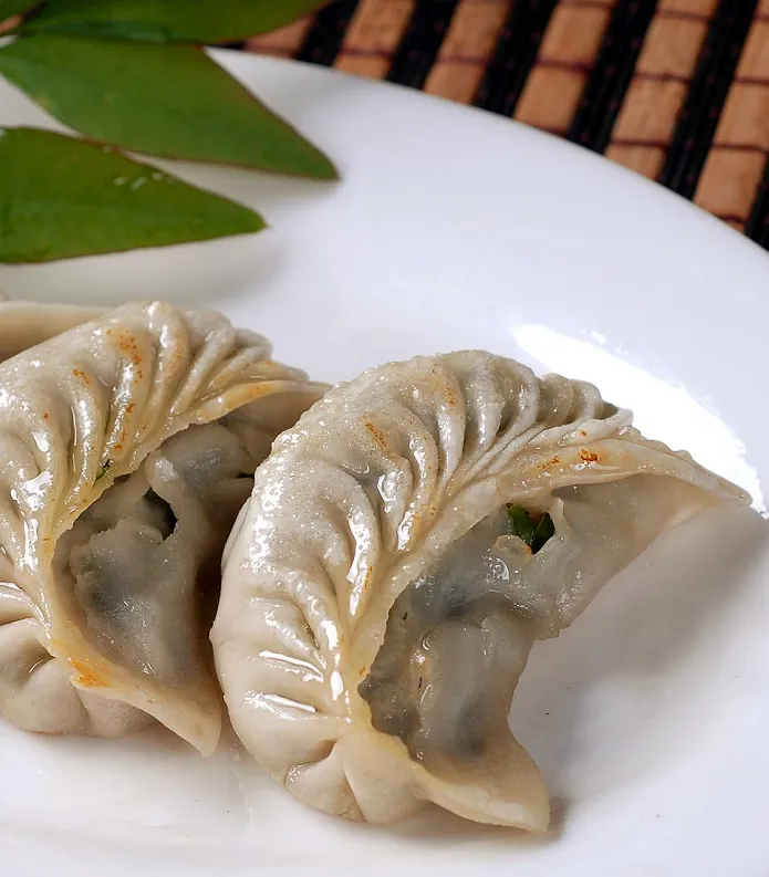 白萝卜猪肉煎饺的做法步骤 白萝卜猪肉煎饺的做法步骤